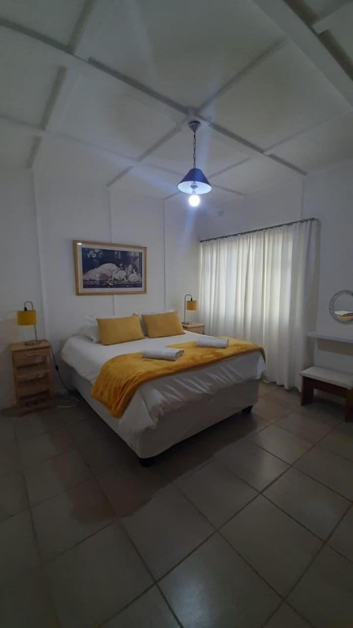 Alhoa Halfway Stop Villa Гарипдам Екстериор снимка